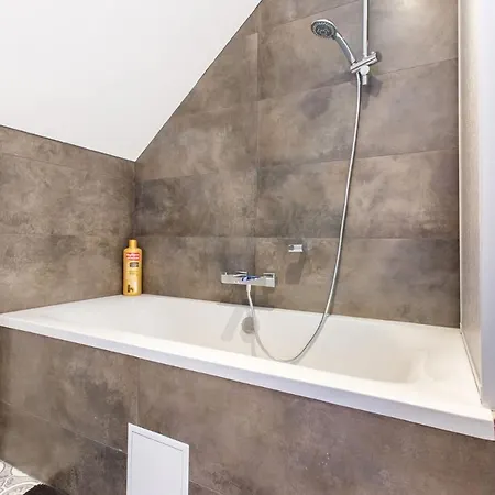 Poterne ヴァランシエンヌ