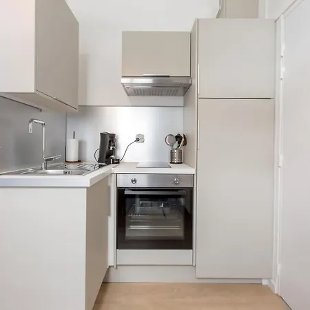 アパートホテル Poterne ヴァランシエンヌ